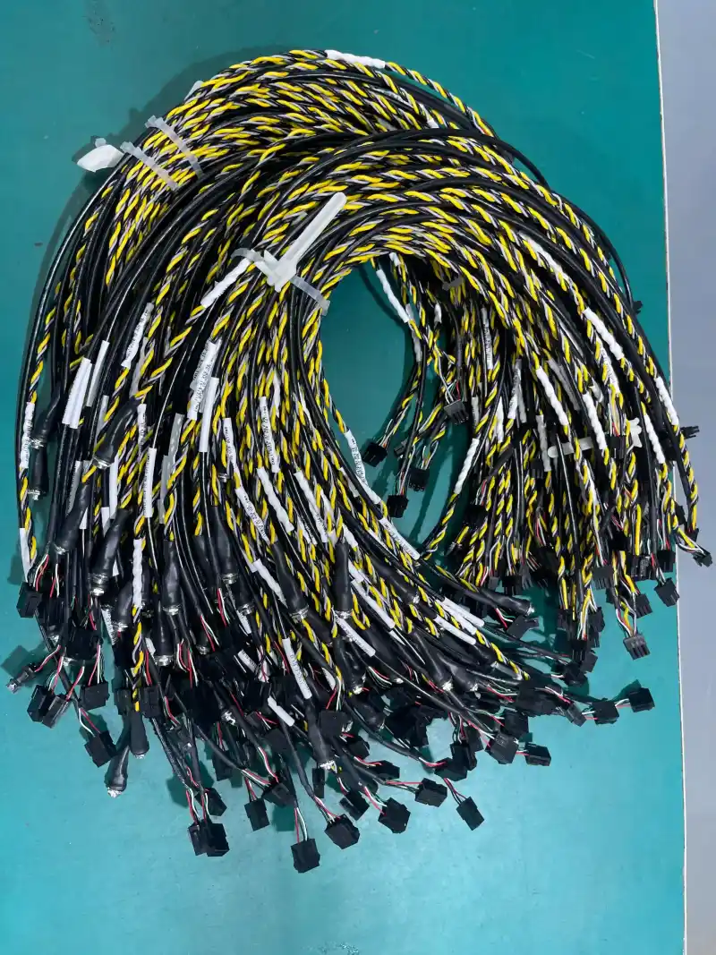 Aerospace multi-core cable assembly